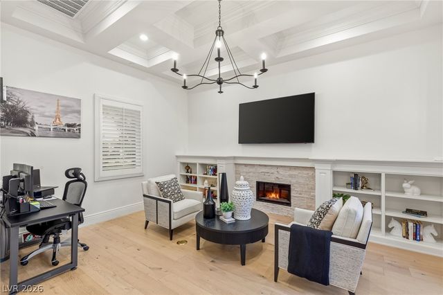 25 Pebble Dunes Court, Las Vegas, NV 89141