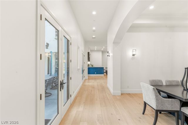 25 Pebble Dunes Court, Las Vegas, NV 89141