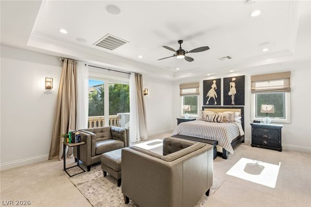 25 Pebble Dunes Court, Las Vegas, NV 89141