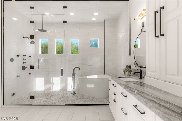 25 Pebble Dunes Court, Las Vegas, NV 89141
