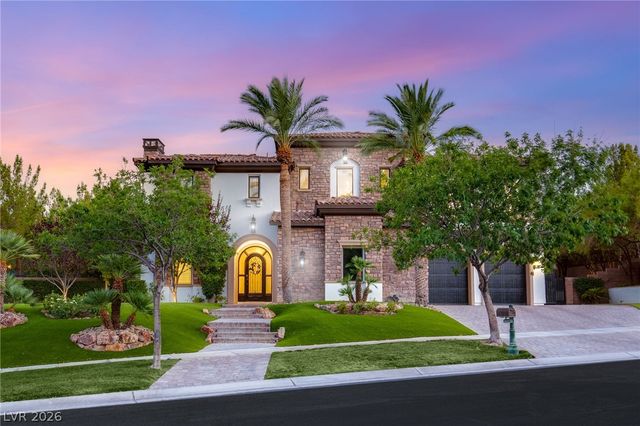 25 Pebble Dunes Court, Las Vegas, NV 89141