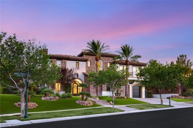 25 Pebble Dunes Court, Las Vegas, NV 89141