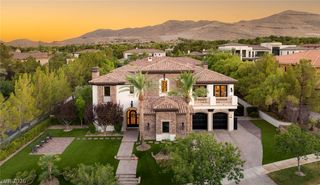 25 Pebble Dunes Court, Las Vegas, NV 89141