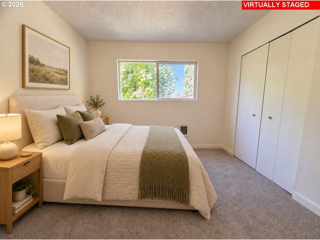 1300 Ne 68TH Ave, Portland, OR 97213