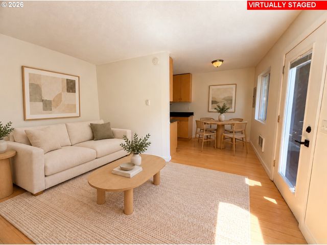 1300 Ne 68TH Ave, Portland, OR 97213