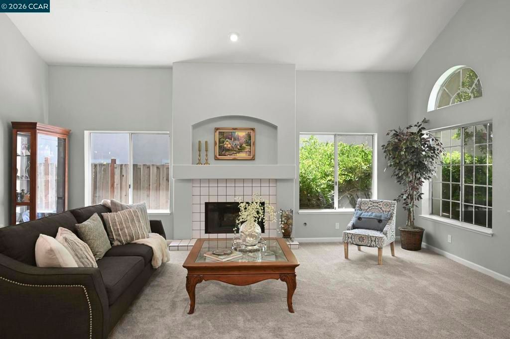 Image 5 of property listing at 421 Stoneybrook Ct, Danville, CA 94506