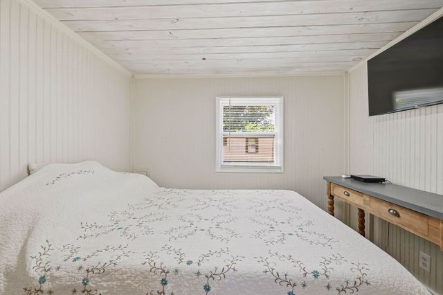 429 East Surfwind Dr., Murrells Inlet, SC 29576
