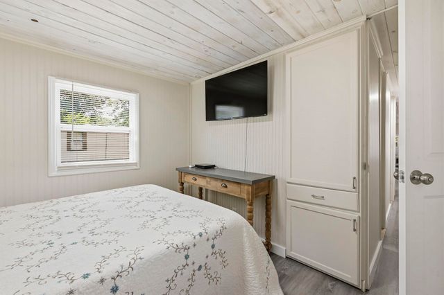 429 East Surfwind Dr., Murrells Inlet, SC 29576