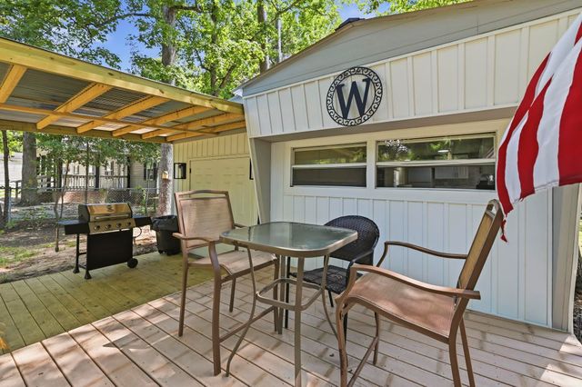 429 East Surfwind Dr., Murrells Inlet, SC 29576