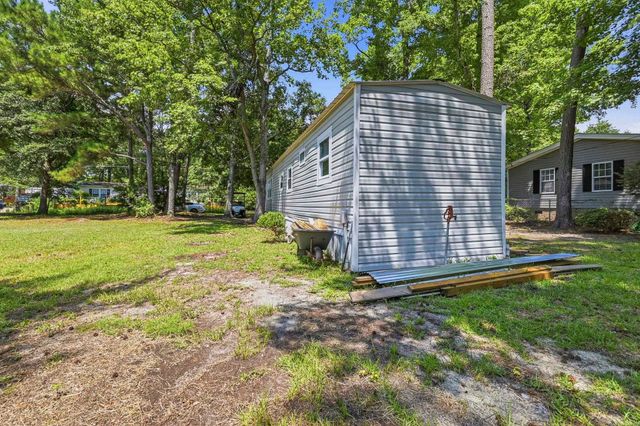 429 East Surfwind Dr., Murrells Inlet, SC 29576