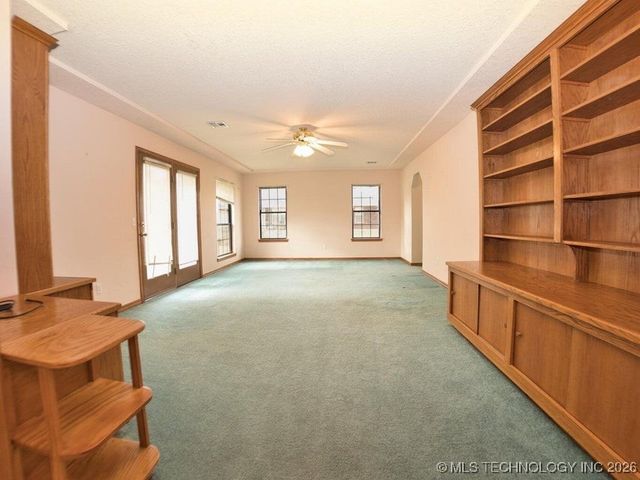 1119 Rolling Oaks Road, Grove, OK 74344