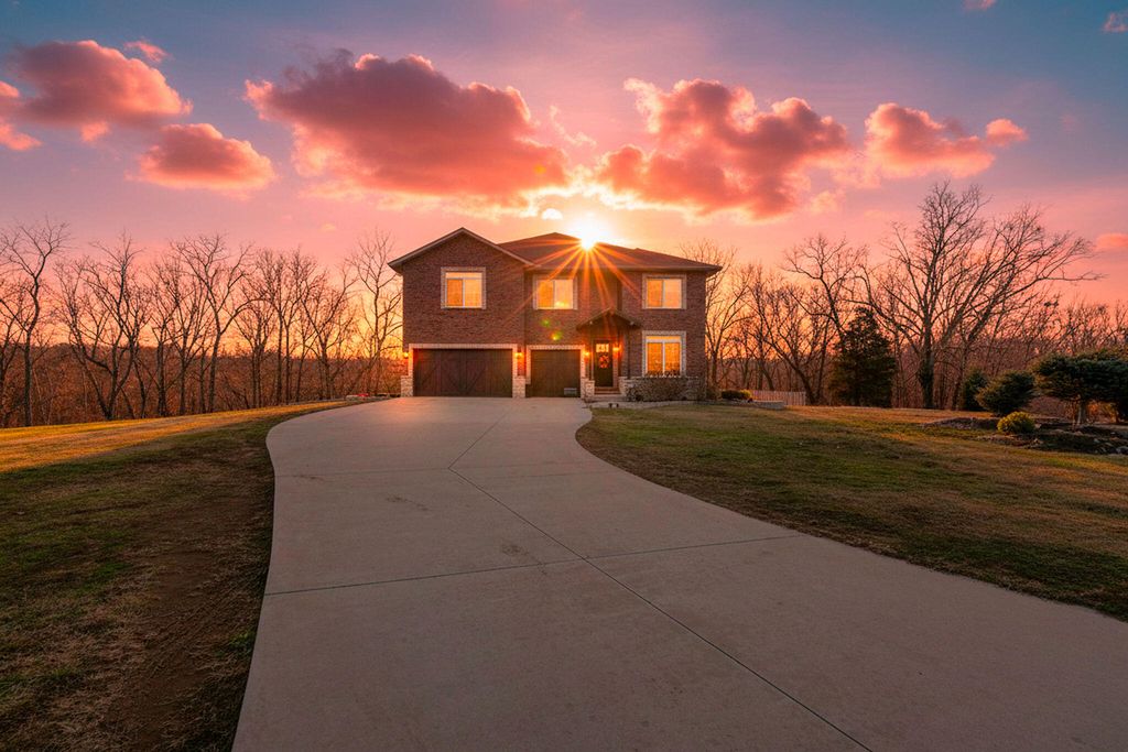 1178 Anchor Hill Road, Rogersville, MO 65742