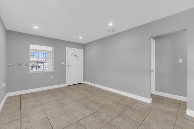 6940 NW 6th Ct 2, Miami, FL 33150