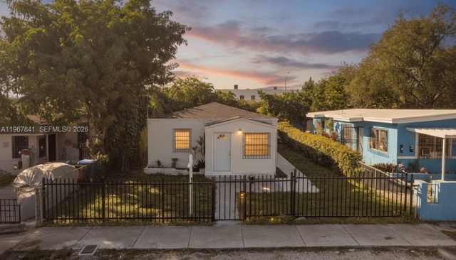 6940 NW 6th Ct 2, Miami, FL 33150