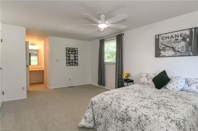 1304 Curtin CT, Hampton, VA 23666