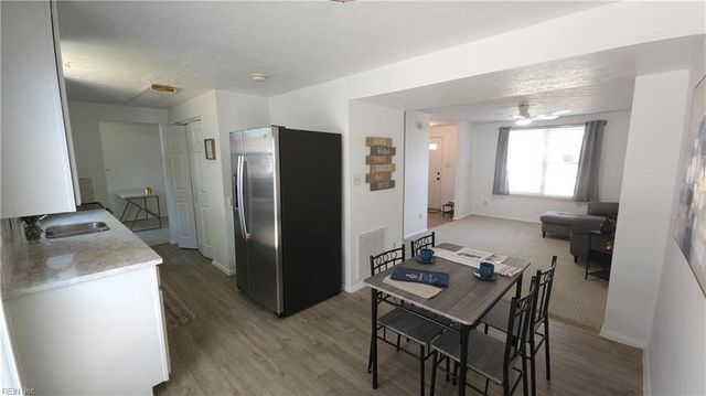 1304 Curtin CT, Hampton, VA 23666