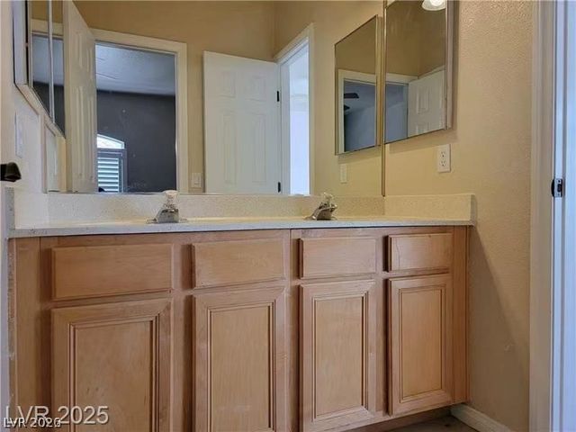 2598 Mizzoni Circle, Henderson, NV 89052