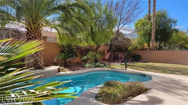 2598 Mizzoni Circle, Henderson, NV 89052
