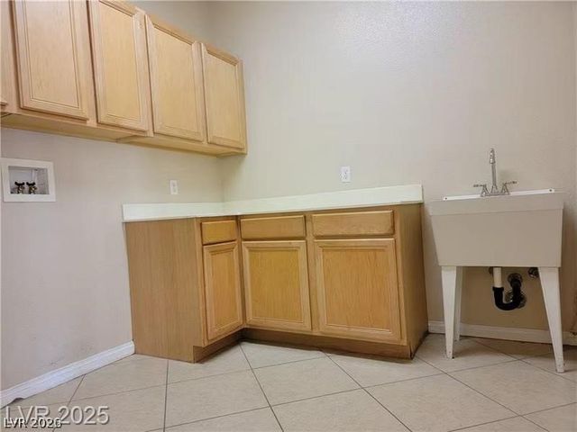 2598 Mizzoni Circle, Henderson, NV 89052