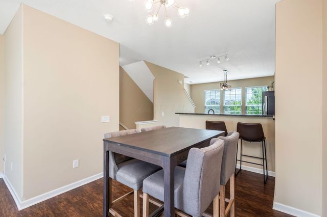 5726 Hayden Run Boulevard, Dublin, OH 43016