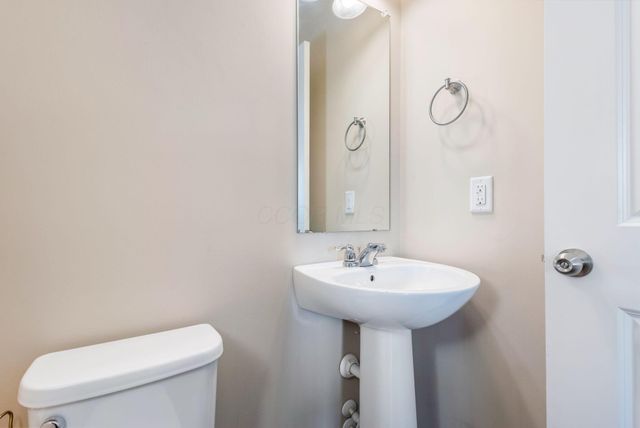 5726 Hayden Run Boulevard, Dublin, OH 43016
