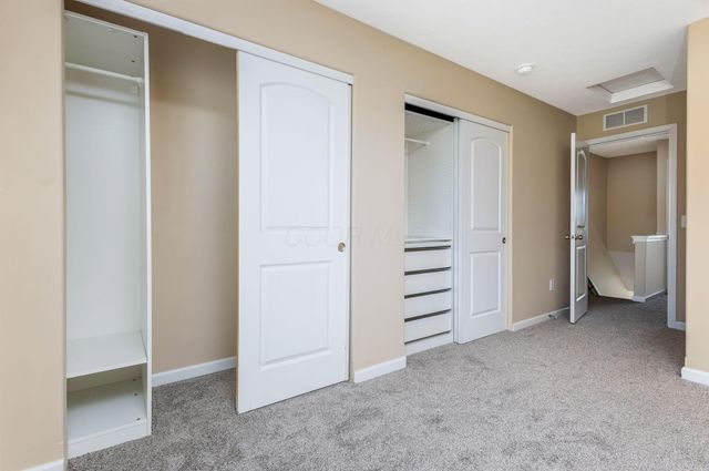 5726 Hayden Run Boulevard, Dublin, OH 43016