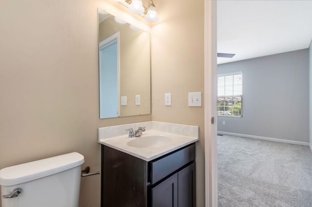 5726 Hayden Run Boulevard, Dublin, OH 43016