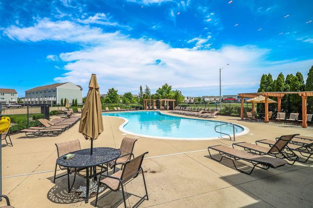 5726 Hayden Run Boulevard, Dublin, OH 43016