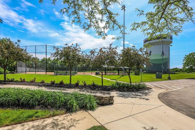 5726 Hayden Run Boulevard, Dublin, OH 43016
