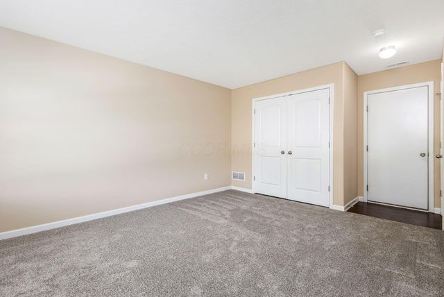 5726 Hayden Run Boulevard, Dublin, OH 43016