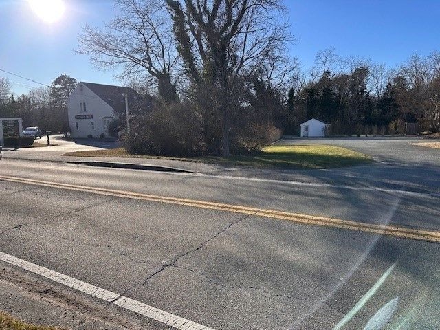 568 Route 6a, Dennis, MA 02638