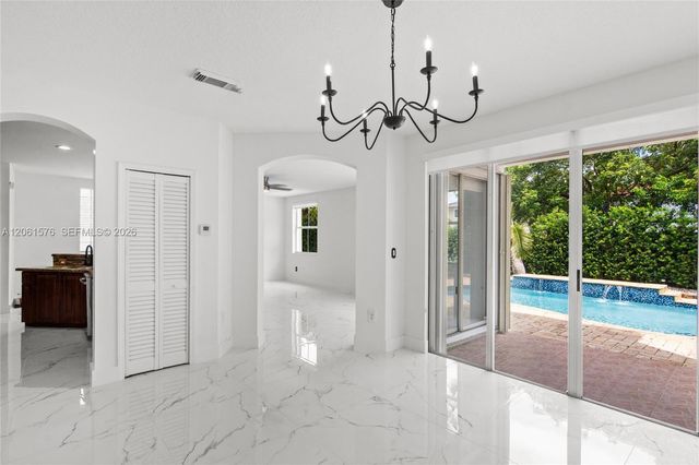 16001 SW 43rd Terrace, Miami, FL 33185
