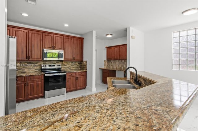 16001 SW 43rd Terrace, Miami, FL 33185