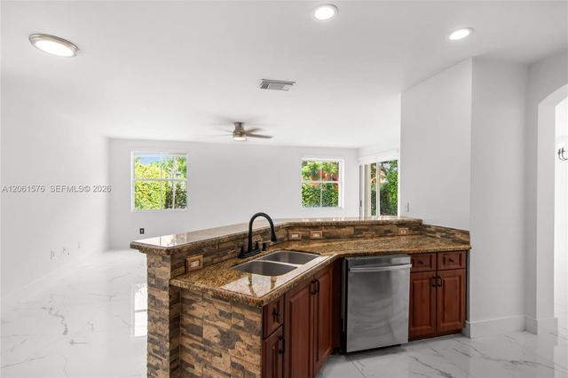 16001 SW 43rd Terrace, Miami, FL 33185