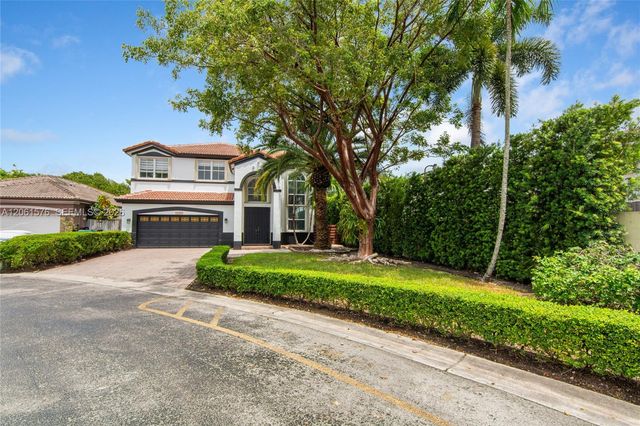 16001 SW 43rd Terrace, Miami, FL 33185