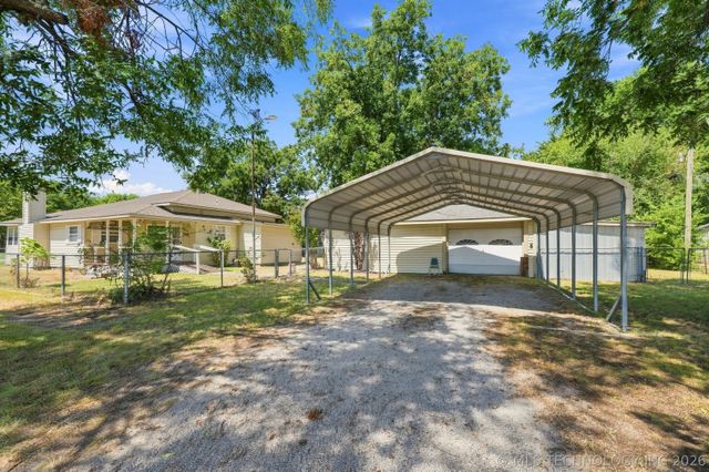635 S Javine Street, Skiatook, OK 74070