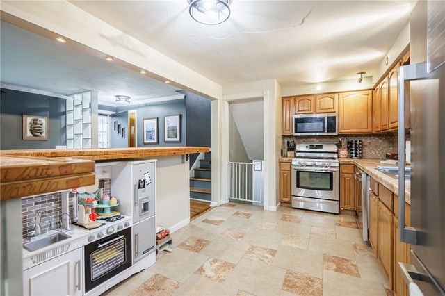 236 Afton St, Rochester, NY 14612