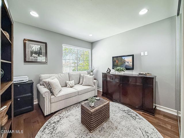 657 Cartpath Place, Simi Valley, CA 93065