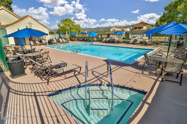 657 Cartpath Place, Simi Valley, CA 93065
