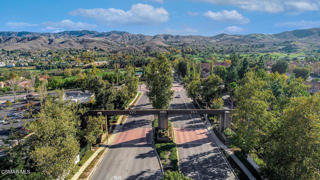 657 Cartpath Place, Simi Valley, CA 93065