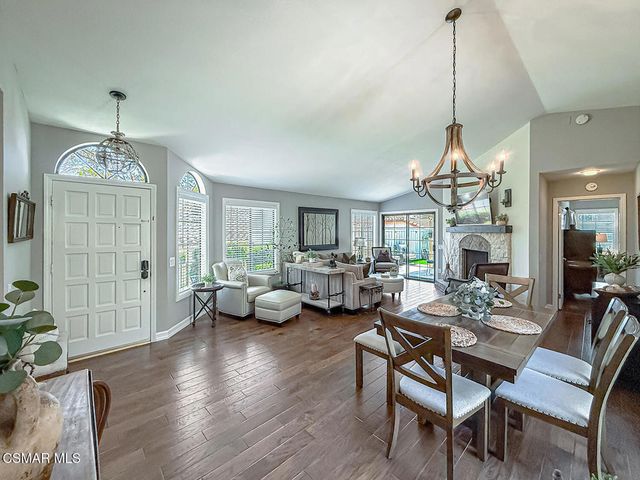 657 Cartpath Place, Simi Valley, CA 93065