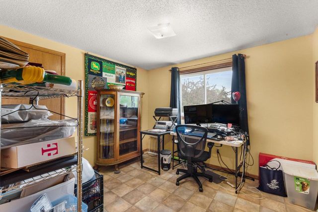 3227 Windsor PLACE, West Bend, WI 53090