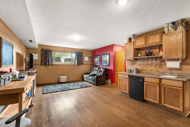 3227 Windsor PLACE, West Bend, WI 53090