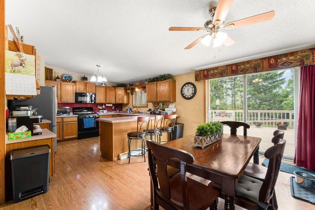 3227 Windsor PLACE, West Bend, WI 53090