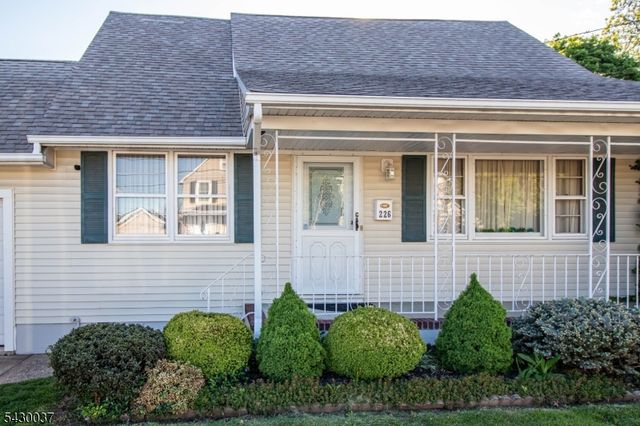 226 S 5Th Ave, Manville Boro, NJ 08835