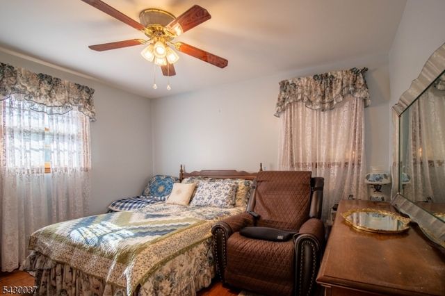 226 S 5Th Ave, Manville Boro, NJ 08835