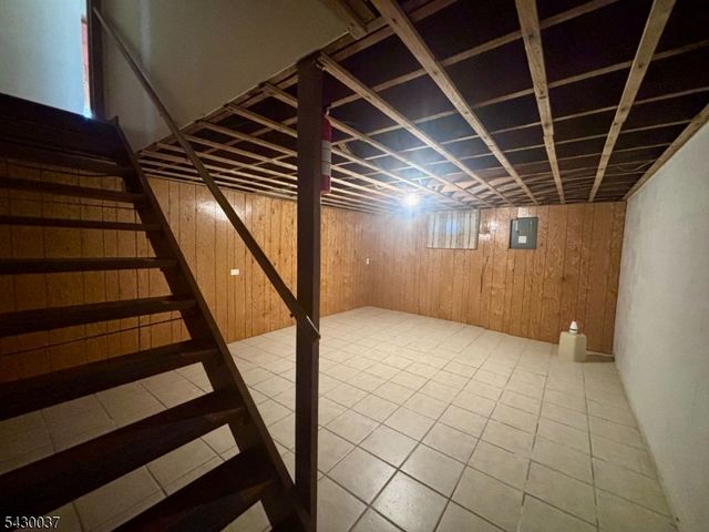226 S 5Th Ave, Manville Boro, NJ 08835