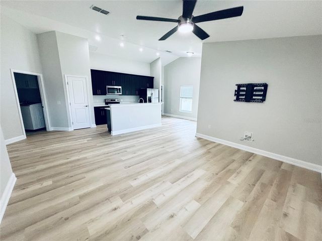 2060 EVEREST STREET, Deltona, FL 32738