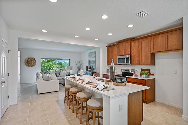 1230 SAND TORCH CIRCLE, Davenport, FL 33837