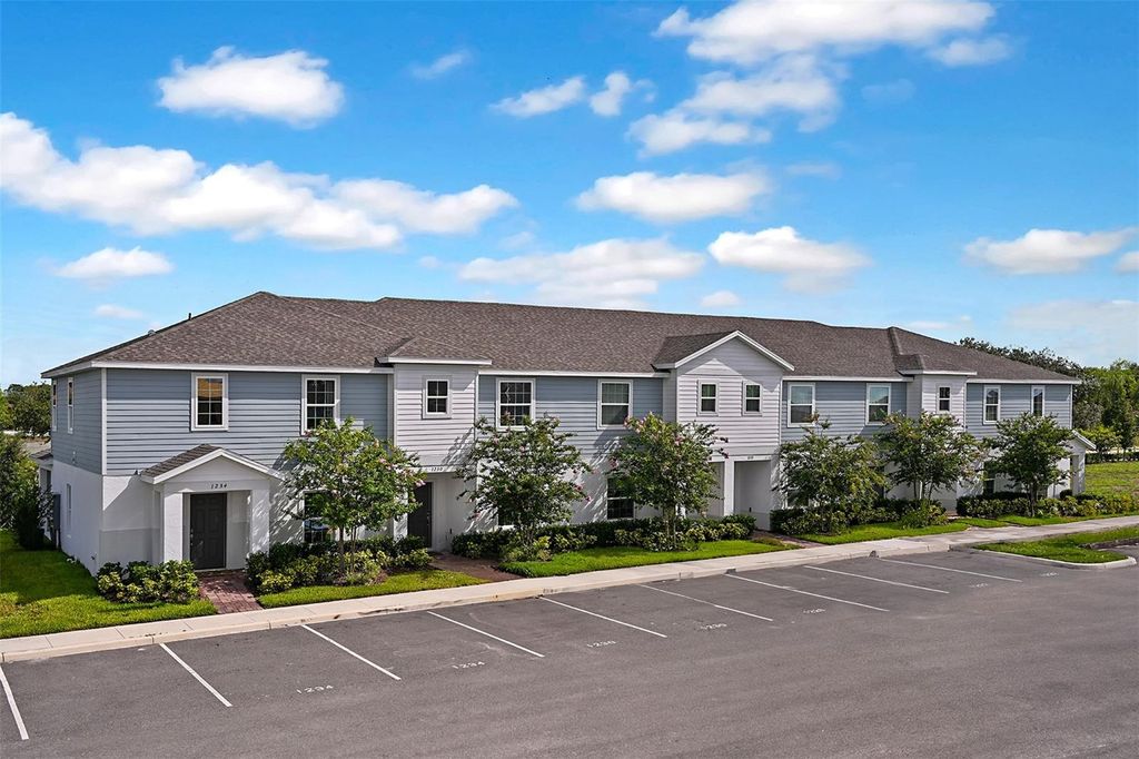 1230 SAND TORCH CIRCLE, Davenport, FL 33837